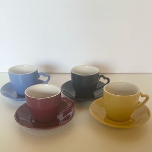 Set of 4 cappuccino mugs and saucer NEW 🎄